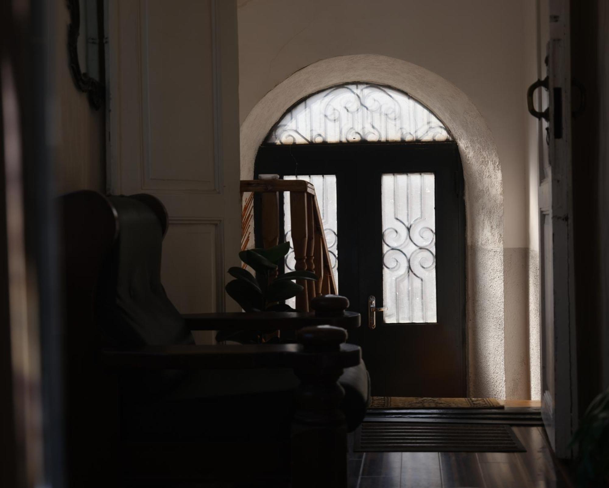 Hotel 1870 Kutaisi Dış mekan fotoğraf