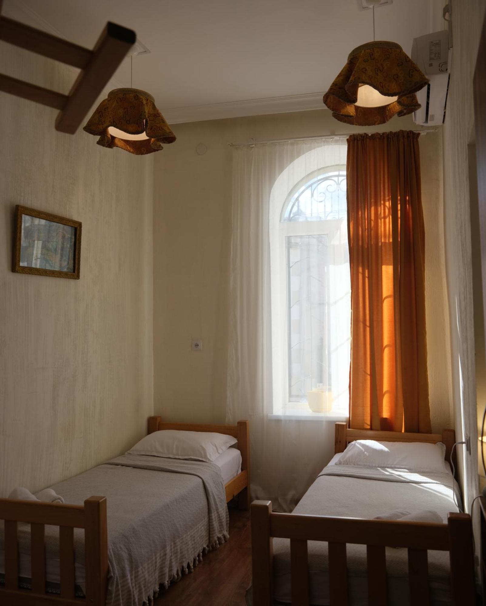 Hotel 1870 Kutaisi Dış mekan fotoğraf